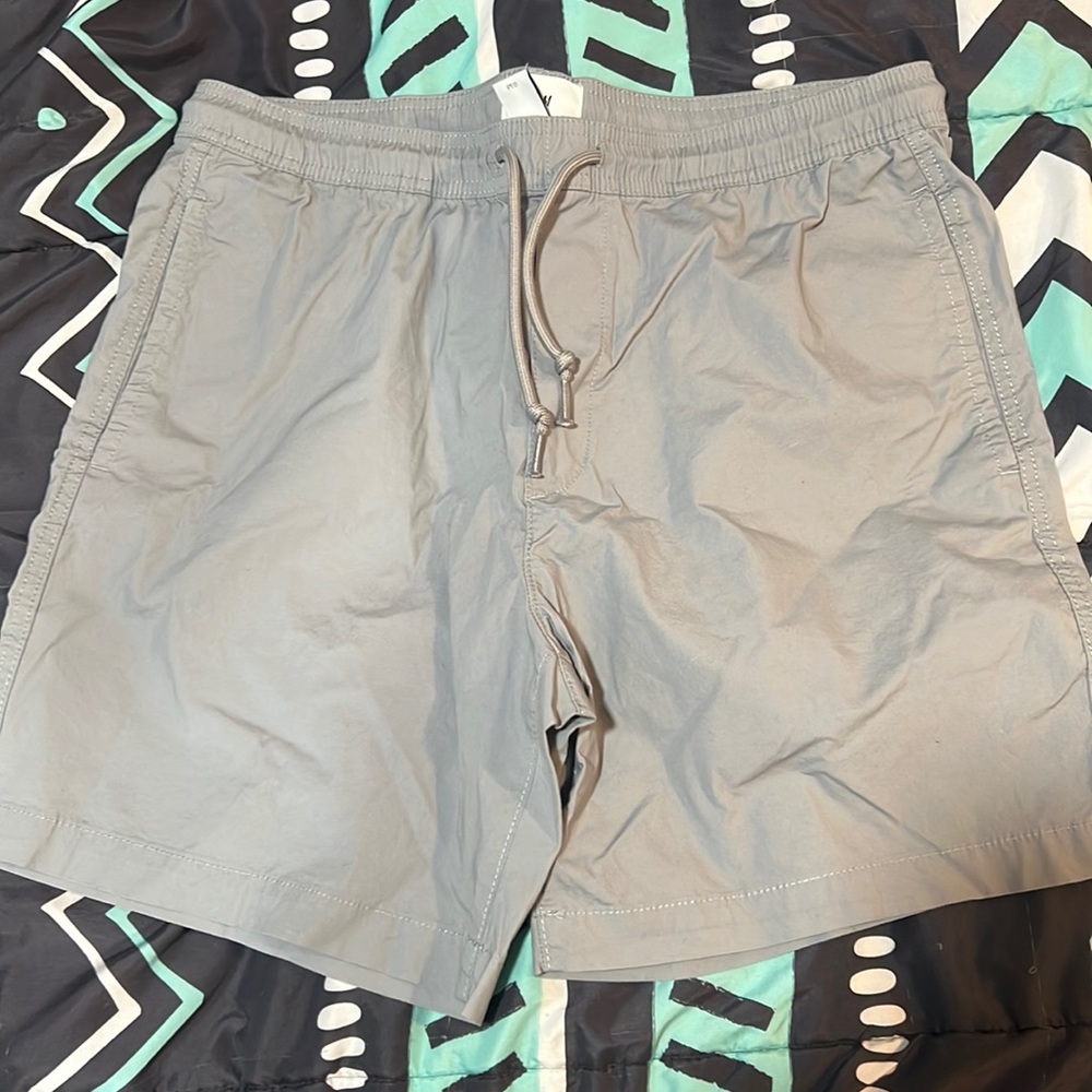 Grey H&M men shorts